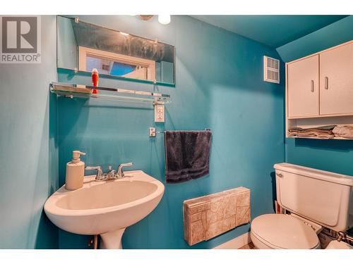 15612 Sargeant Lane, Summerland, BC - Indoor Photo Showing Bathroom