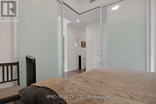 1015 - 120 Parliament Street, Toronto, ON - Indoor Photo Showing Bedroom