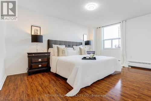 612 - 175 Hilda Avenue, Toronto, ON - Indoor Photo Showing Bedroom