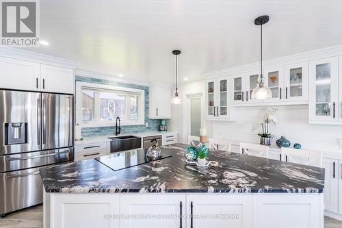 1144 North Bay Drive, Kawartha Lakes, ON - Indoor Photo Showing Kitchen With Upgraded Kitchen