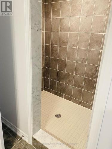 219 Ridley Crescent, Southgate, ON - Indoor Photo Showing Bathroom