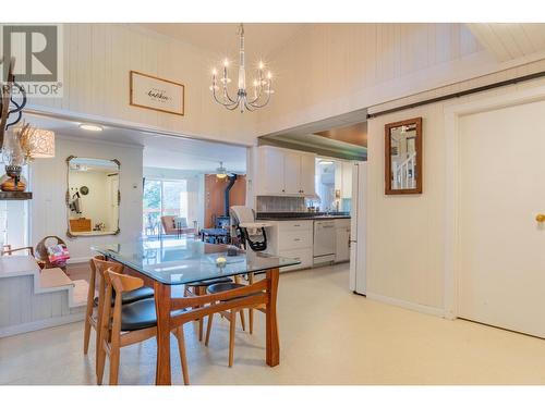 2396 Nault  Road, Castlegar, BC - Indoor Photo Showing Dining Room