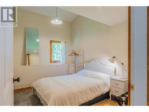 2396 Nault  Road, Castlegar, BC - Indoor Photo Showing Bedroom