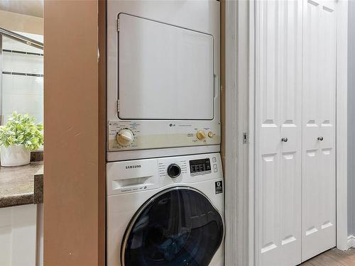 205-821 Goldstream Ave, Langford, BC - Indoor Photo Showing Laundry Room