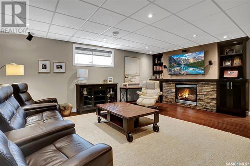 4411 Sandpiper Crescent E, Regina, SK - Indoor With Fireplace