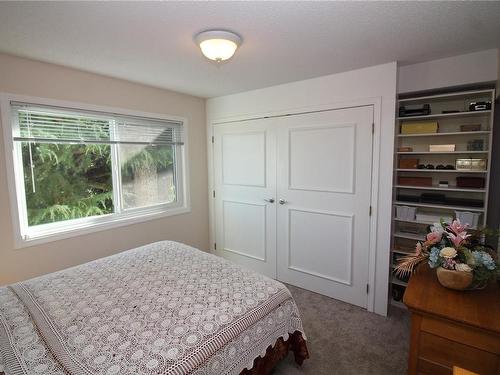 303-9942 Daniel St, Chemainus, BC - Indoor Photo Showing Bedroom