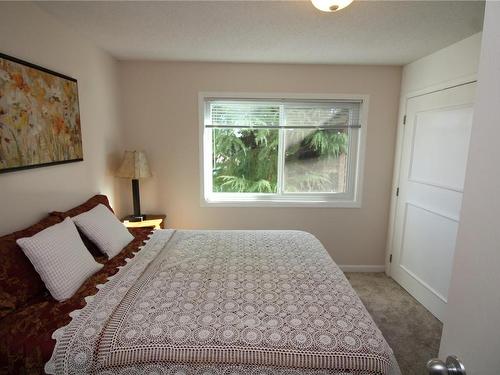 303-9942 Daniel St, Chemainus, BC - Indoor Photo Showing Bedroom