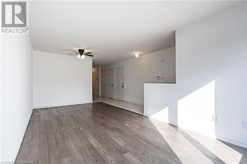 10 Brantdale Avenue, Hamilton, ON - Indoor Photo Showing Other Room