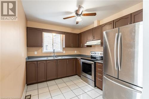 10 Brantdale Avenue, Hamilton, ON - Indoor Photo Showing Kitchen With Double Sink