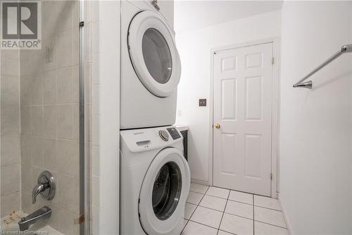 10 Brantdale Avenue, Hamilton, ON - Indoor Photo Showing Laundry Room