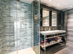 Ensuite bathroom - 