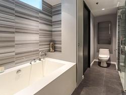 Ensuite bathroom - 