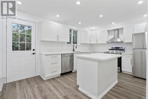 449 Drew Street, Oshawa (Central), ON - Indoor Photo Showing Kitchen With Stainless Steel Kitchen With Upgraded Kitchen