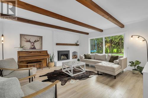 974 Nassau Crescent, Kelowna, BC - Indoor Photo Showing Living Room With Fireplace