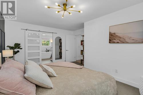 974 Nassau Crescent, Kelowna, BC - Indoor Photo Showing Bedroom