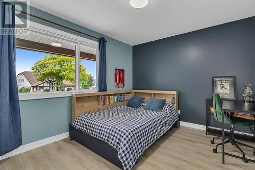 974 Nassau Crescent, Kelowna, BC - Indoor Photo Showing Bedroom