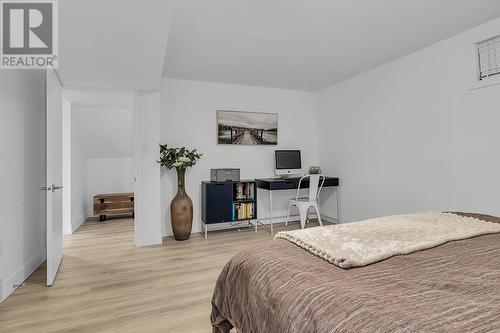 974 Nassau Crescent, Kelowna, BC - Indoor Photo Showing Bedroom