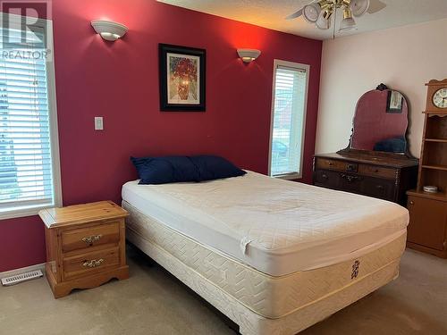 5123 42 Street Ne, Chetwynd, BC - Indoor Photo Showing Bedroom