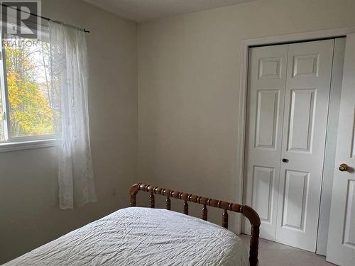 5123 42 Street Ne, Chetwynd, BC - Indoor Photo Showing Bedroom