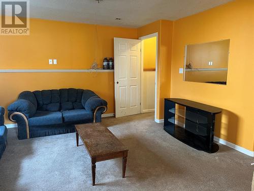 5123 42 Street Ne, Chetwynd, BC - Indoor Photo Showing Living Room