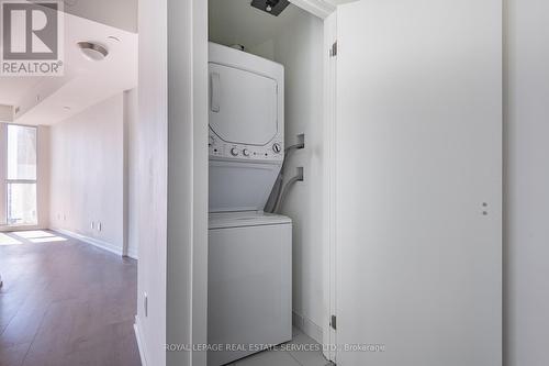 1802 - 49 East Liberty Street, Toronto, ON - Indoor Photo Showing Laundry Room