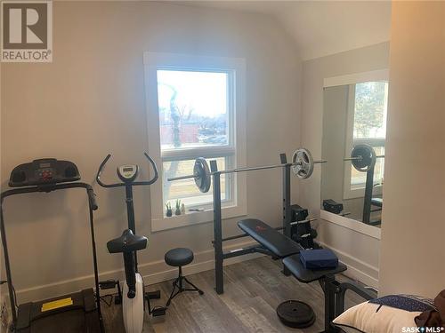 913 C Avenue N, Saskatoon, SK - Indoor Photo Showing Gym Room