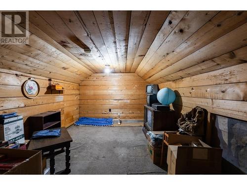 713 Arthur Street, Slocan, BC - Indoor