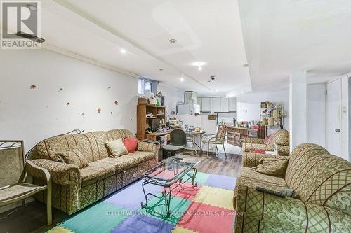 46 Muirland Crescent, Brampton, ON - Indoor Photo Showing Living Room