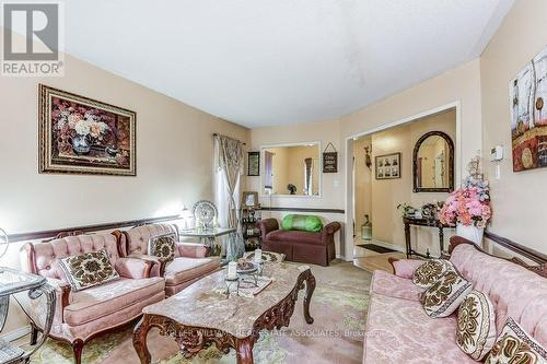 46 Muirland Crescent, Brampton, ON - Indoor Photo Showing Living Room