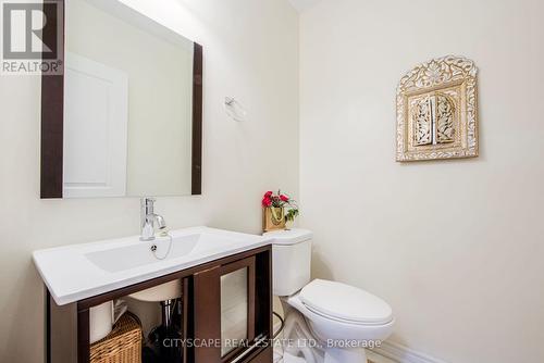 4454 Centretown Way, Mississauga, ON - Indoor Photo Showing Bathroom