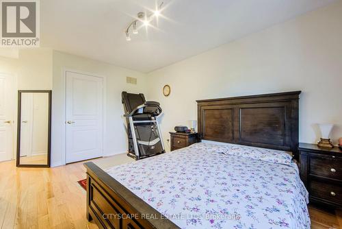 4454 Centretown Way, Mississauga, ON - Indoor Photo Showing Bedroom