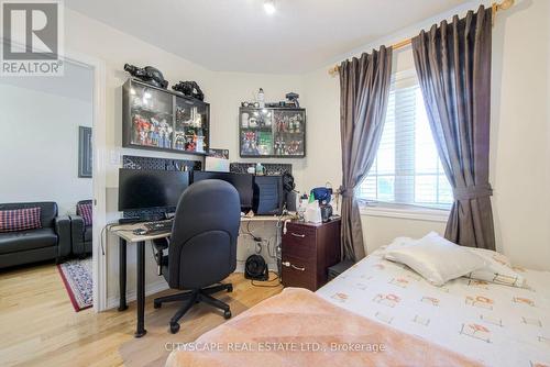 4454 Centretown Way, Mississauga, ON - Indoor Photo Showing Bedroom