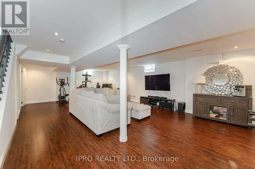 176 Landsbridge Street, Caledon, ON - Indoor