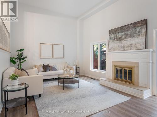 1227 Cornerbrook Place, Mississauga, ON - Indoor Photo Showing Living Room With Fireplace