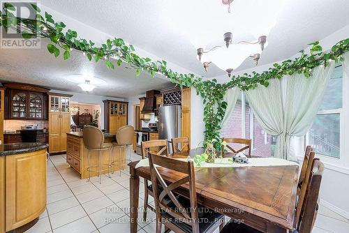 9534 Sideroad 3, Wellington North, ON - Indoor Photo Showing Dining Room