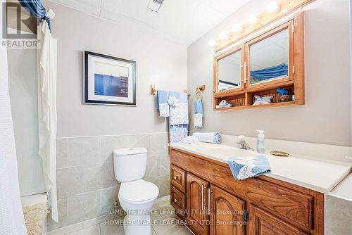 9534 Sideroad 3, Wellington North, ON - Indoor Photo Showing Bathroom