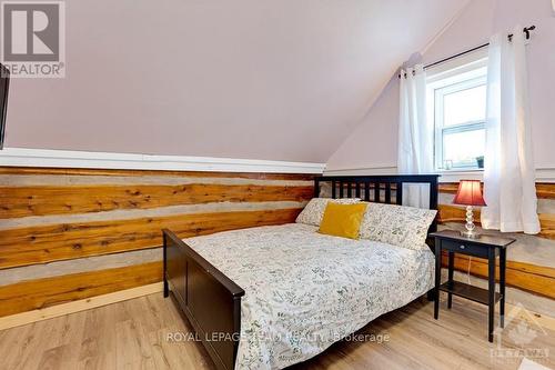 118 William Street, Merrickville-Wolford, ON - Indoor Photo Showing Bedroom