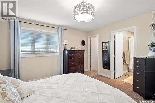 143 Maningas Bend, Saskatoon, SK - Indoor Photo Showing Bedroom