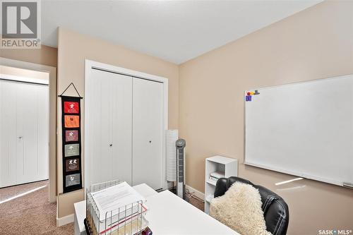 143 Maningas Bend, Saskatoon, SK - Indoor Photo Showing Bedroom