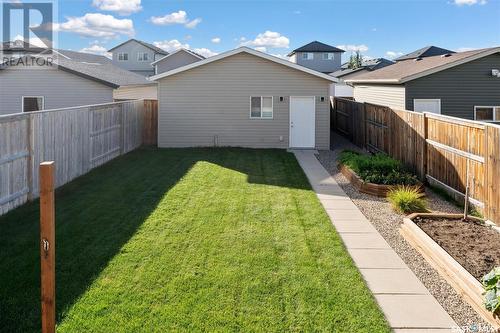 143 Maningas Bend, Saskatoon, SK - Outdoor