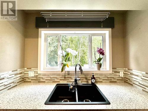 5325 Haugland Avenue, Terrace, BC - Indoor Photo Showing Kitchen