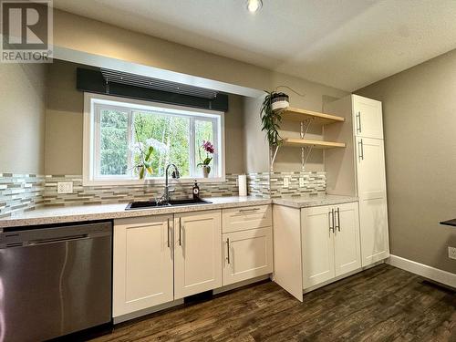 5325 Haugland Avenue, Terrace, BC - Indoor Photo Showing Kitchen With Double Sink