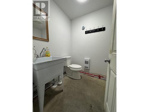 5325 Haugland Avenue, Terrace, BC - Indoor Photo Showing Bathroom