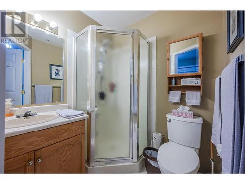 1445 Halifax Street Unit# 104, Penticton, BC - Indoor Photo Showing Bathroom