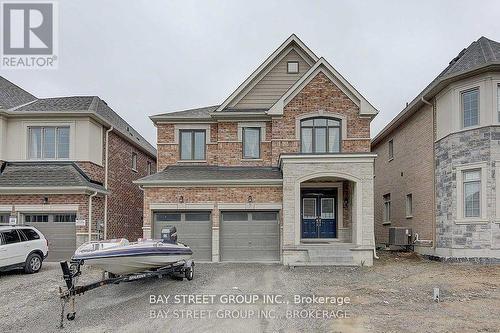 7 Yarrow Lane, East Gwillimbury, ON - Outdoor With Facade