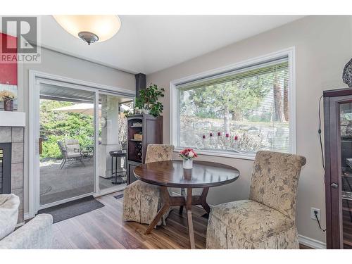 4043 Gallaghers Terrace, Kelowna, BC - Indoor Photo Showing Dining Room