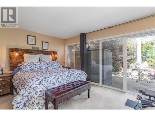 4043 Gallaghers Terrace, Kelowna, BC - Indoor Photo Showing Bedroom