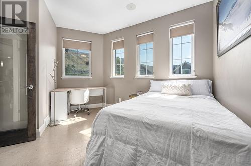 1858 Ironwood Terrace, Kamloops, BC - Indoor Photo Showing Bedroom