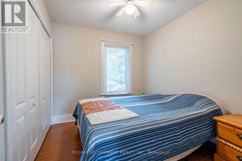 19 Graham Avenue N, Hamilton, ON - Indoor Photo Showing Bedroom