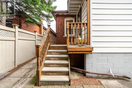 19 Graham Avenue N, Hamilton, ON - Outdoor